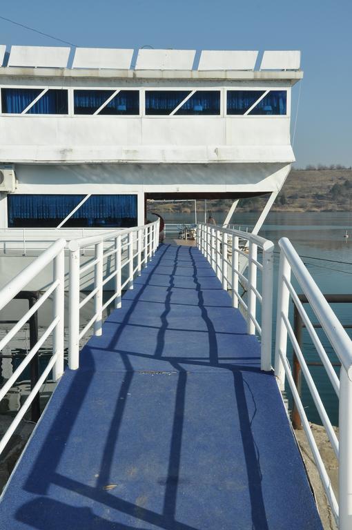 Hotel Brod Panini Veles Exterior foto